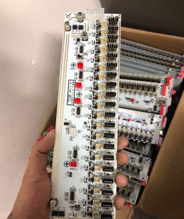 Mobile Phone Group Control Equipment Motherboard Ethernet / WIFI Connection Independent Switch Fan Adjustable Supports USB / OTG - Image 3